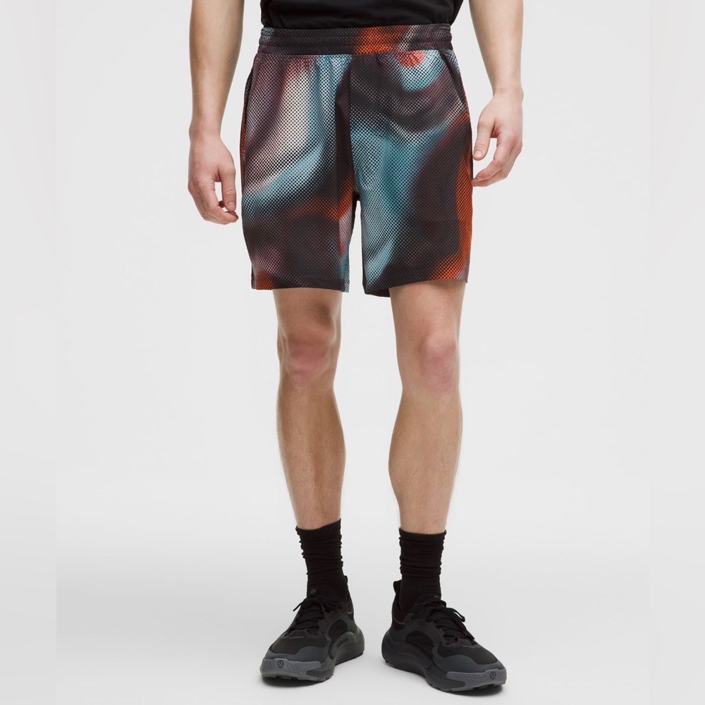 Lululemon Men’s “Pace Breaker” Short 7” Inseam Linerless (M) *ALMOST GONE*